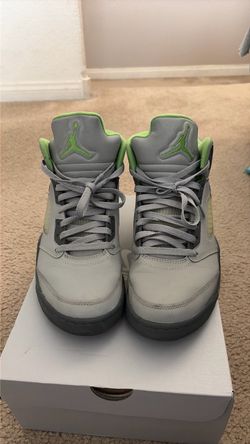 Jordan’s size 9 Men’s