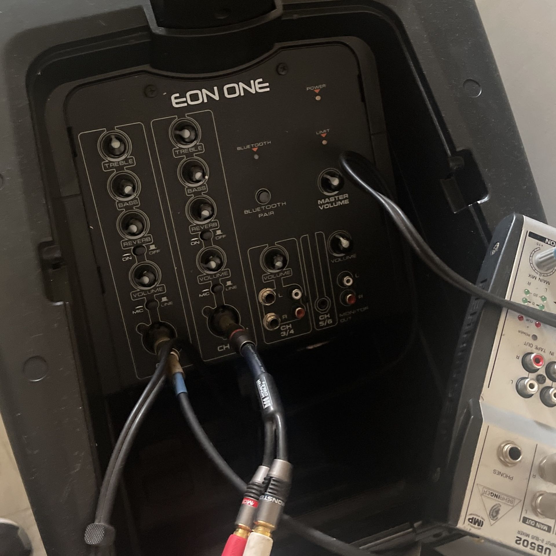 Two Sets EON ONE JBL Bluetooth