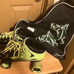 Size 11 “Riedell” Roller Skates & Bag 