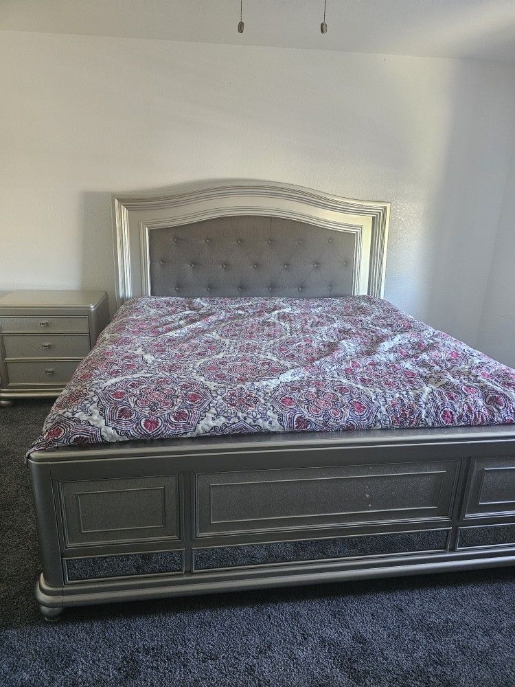 Bedroom Set