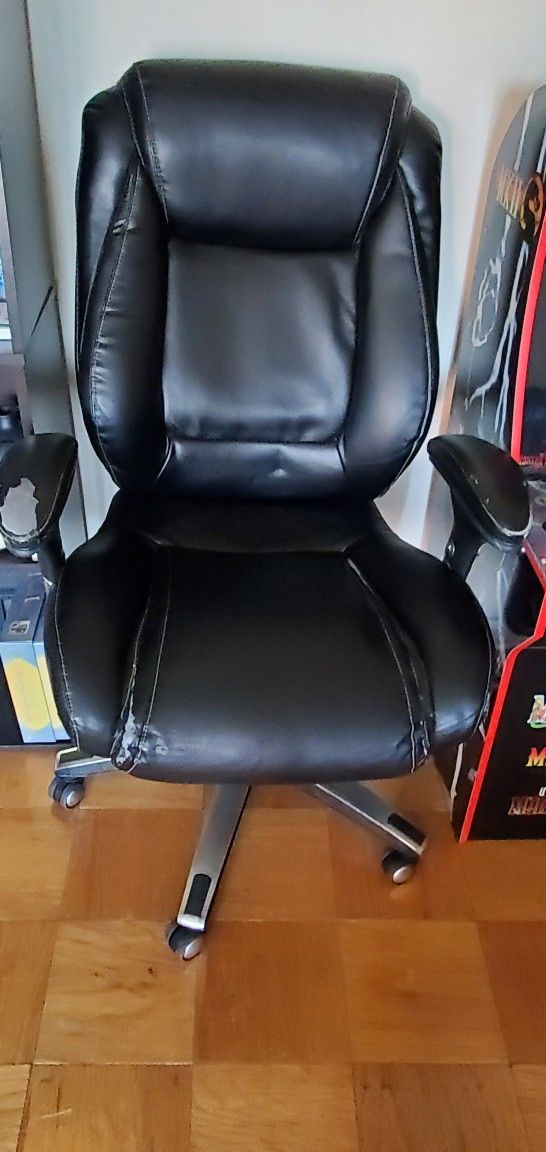 Used Desk Chair