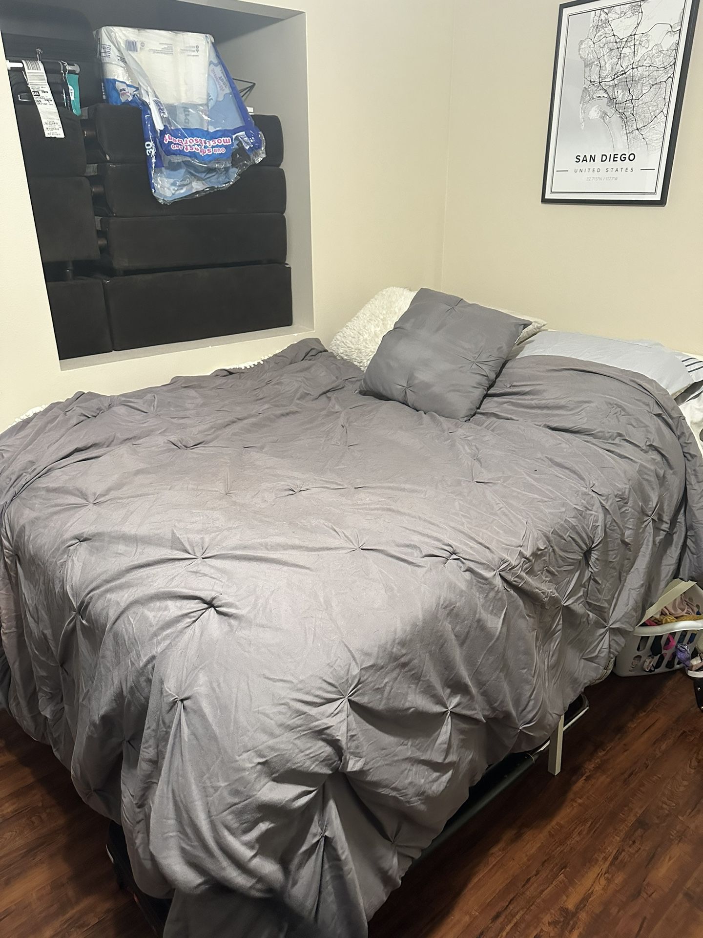 Full Size bed (mattress, box spring, bedframe)