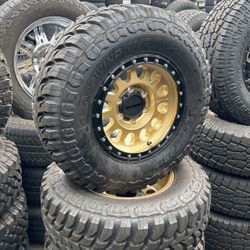 16x8 METHOD WHEELS AND 265/70/16. MUD TERRAIN TIRE