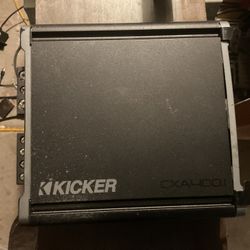 2 Kicker  CXA400I AMPs 