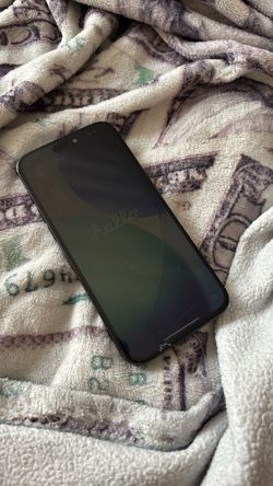 iPhone 15 Pro Max 256GB - Blue Titanium (Cracked Front & Back)