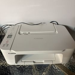 PIXMA PRINTER (NO INK OR PAPER)