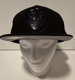 New Era Oakland Raiders Hat W/ Metal Plate Badge 