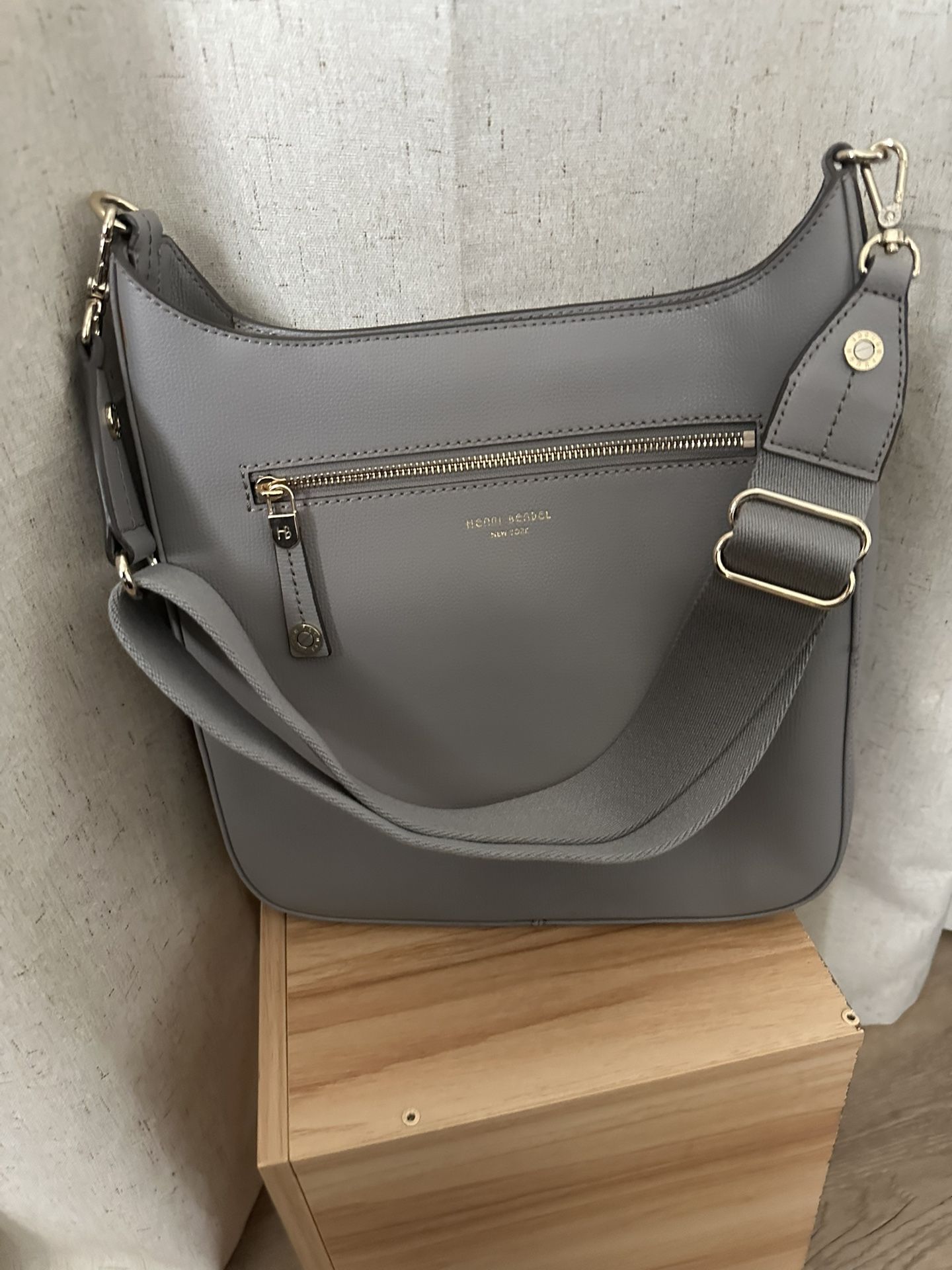 Henri Bendel Crossbody Bag Grey 