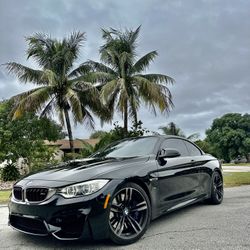 BMW M4 Convertible 2015