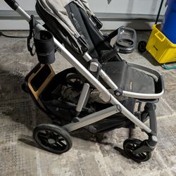 UppaBaby Vista 2 (with bassinet and accessories)