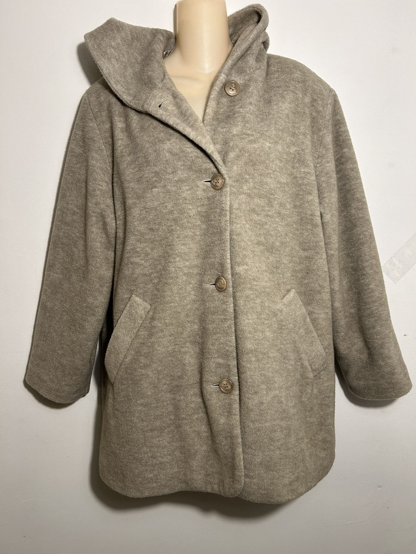 Women's warm jacket with a hood.Size M. $50.