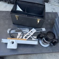 Black And Decor Router With Templates 