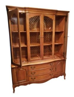 Vintage Bassett Versailles One Piece China Display Hutch Cabinet