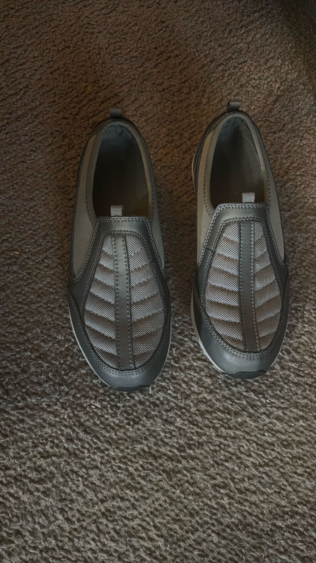 Woman’s Slip On Sneaker