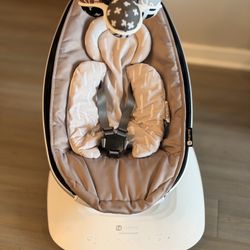 4Moms Mamaroo 