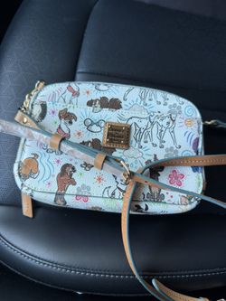 Dooney & Bourke