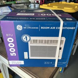 GE Appliances 5000 BTU 150 Sq Ft White Room Air Conditioner