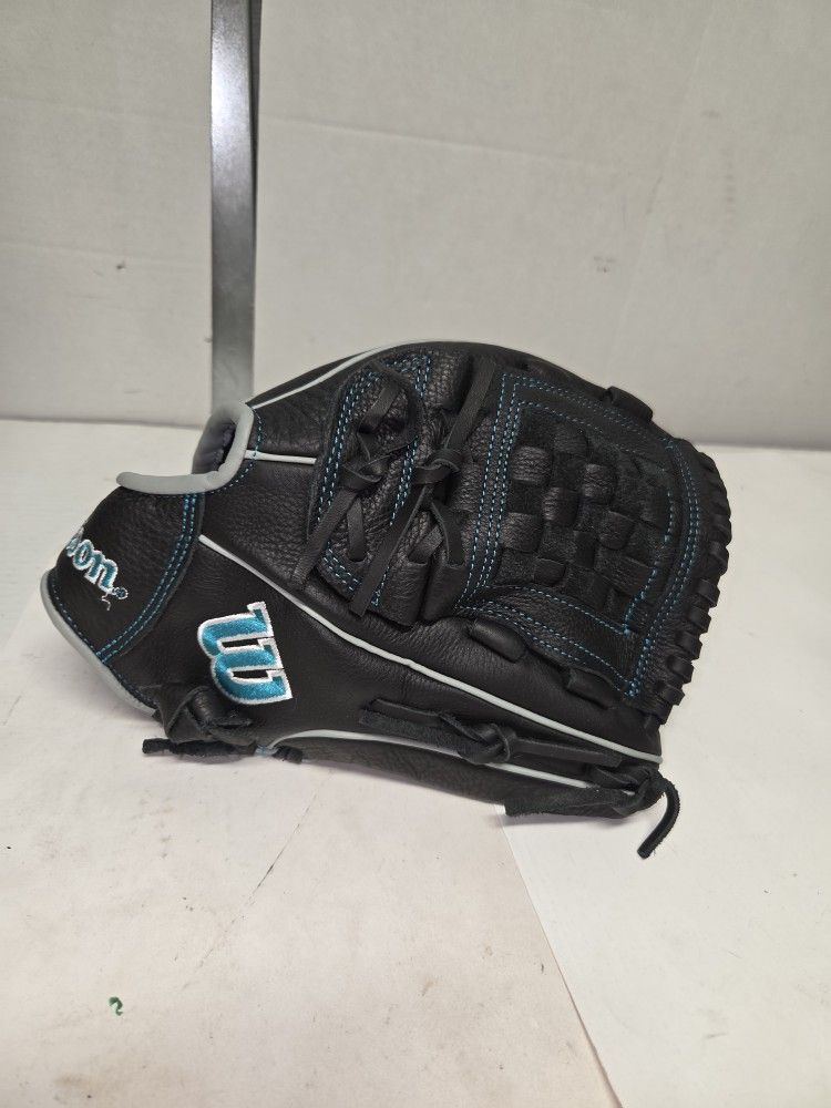 Wilson A500 Baseball Glove Size 12 Left Hand