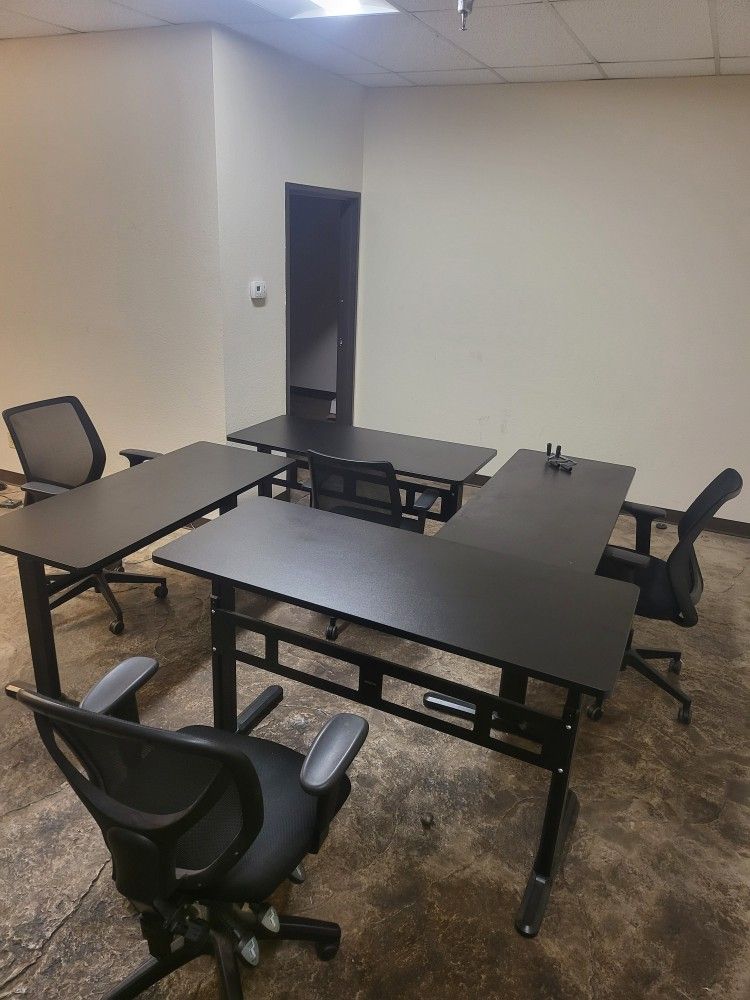 Office Table (Desk), Chair, File Cabinets