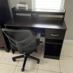 Desk & Adjustable Chair