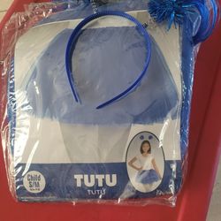  2 Child Custumes Size S 