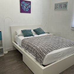 Bedroom Set - Juego De Cuarto