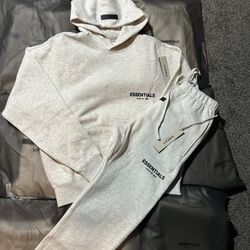 New in bag essential outfits for 65$ ea all sizes available 