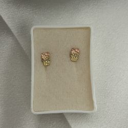 10k Gold Hello Kitty Earrings 