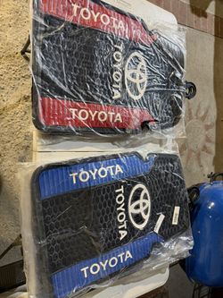 Toyota Floor Mats /Tapetes