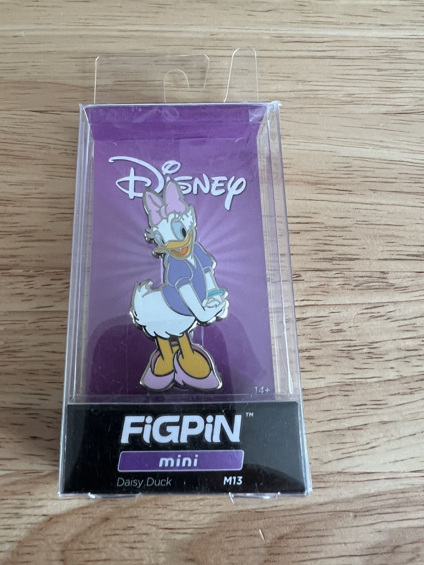 RETIRED MINI Daisy Duck Figpin M13 Enamel Pin Disney Walt Classic Collectible