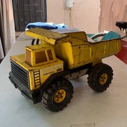 Vintage Tonka Dump Truck