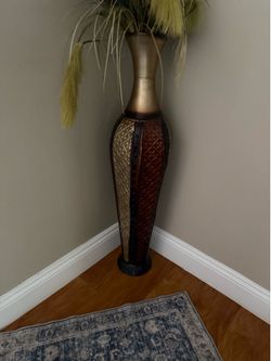 Tall vase