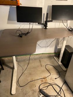 Adjustable Desk