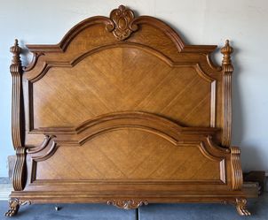 Solid Oak California King Bed Frame -Very Good Condition (Pickup Only)