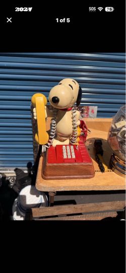 vintage snoopy dial phone