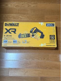 DeWalt 20V MAX 8" Brushless Cordless Pruning Chainsaw DCCS623B