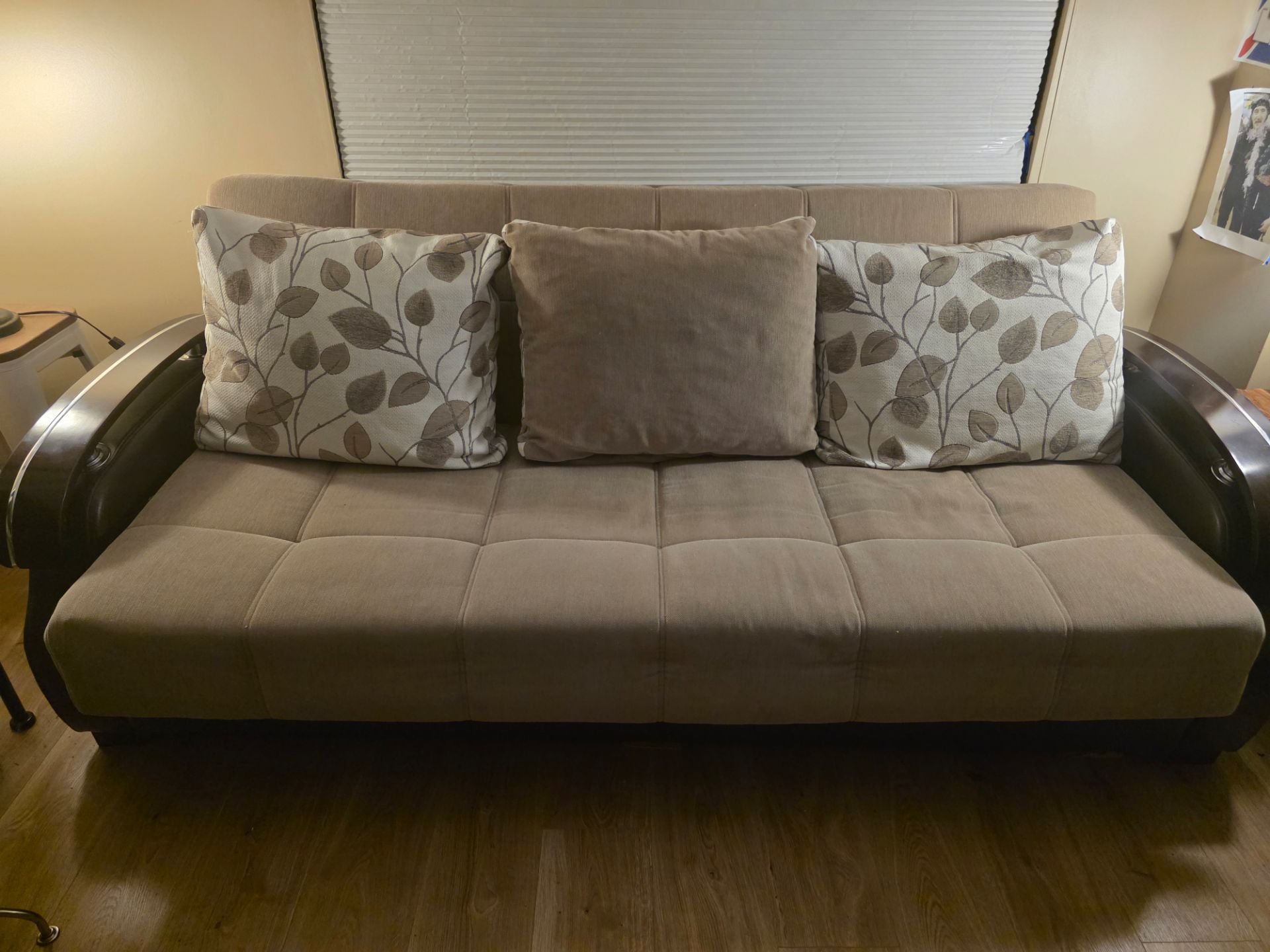 2 Matching Futons