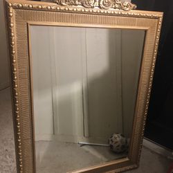 Vintage, heavy Guilt Wood Frame Mirror 