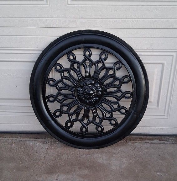 Metal Outdoor Wall Decor 