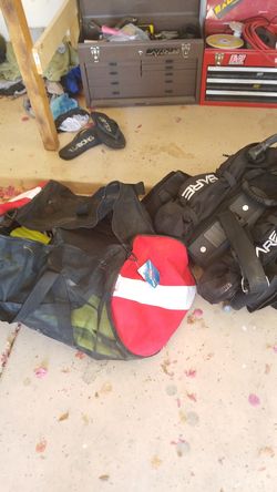 Scuba equipment