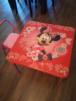 Toddler-size Minnie Mouse Table and Chair
