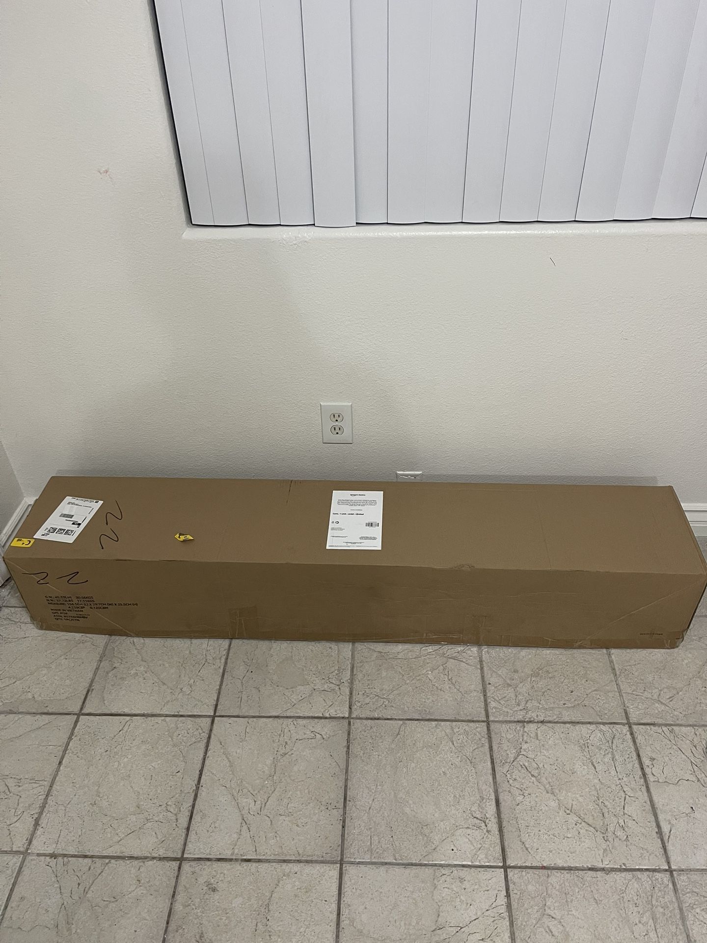 Amazon Basics Smart Box Spring Bed Base, 9-Inch Height Mattress Foundation, Tool-Free Easy Assembly, Queen, 79"L x 59.5"W x 9"H, White