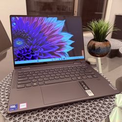 Lenovo Yoga 7i 2-in-1 14” Touchscreen Laptop – 16GB – 1TB SSD - Intel Core Ultra 7