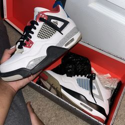 Jordan Retro 4