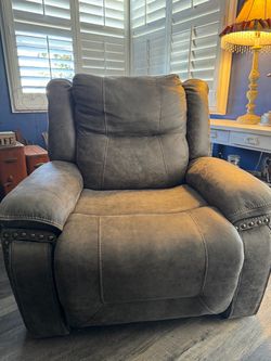 Recliner