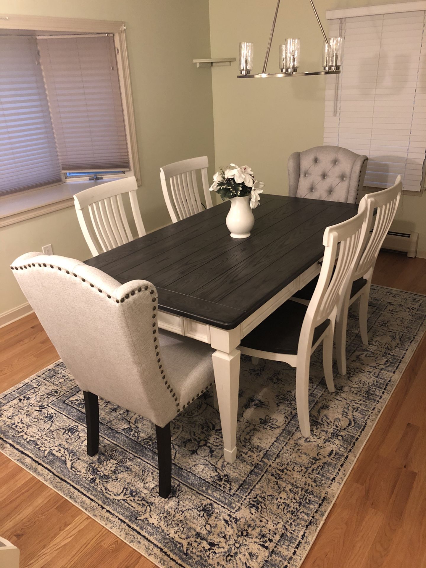 Dining Room Set w/ 6 Chairs