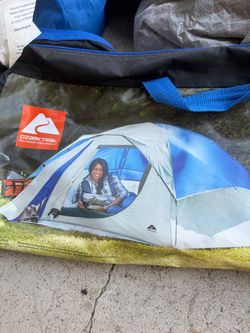 Like New 4 person tent