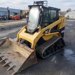06 Caterpillar 247B