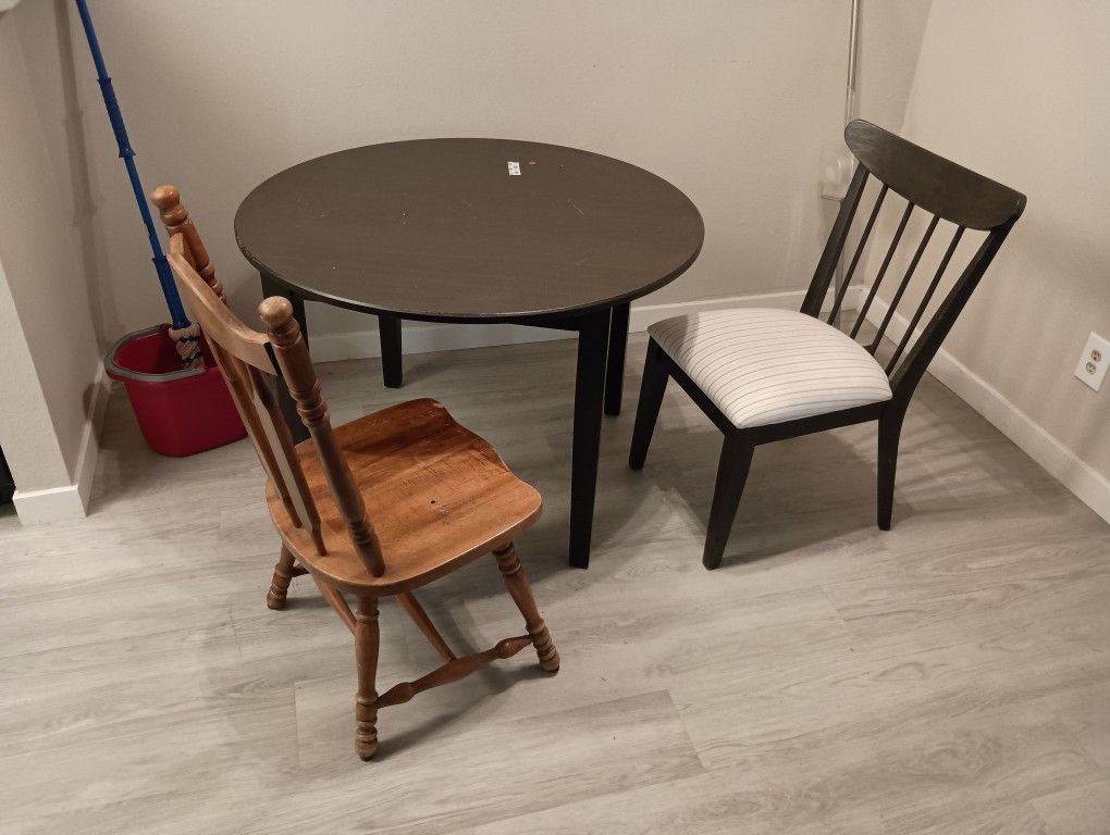 Table With Chairs
