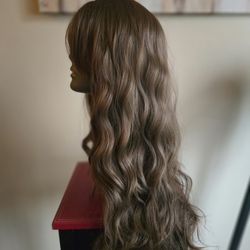 Long Wavy Brunette Wig 28" NEW